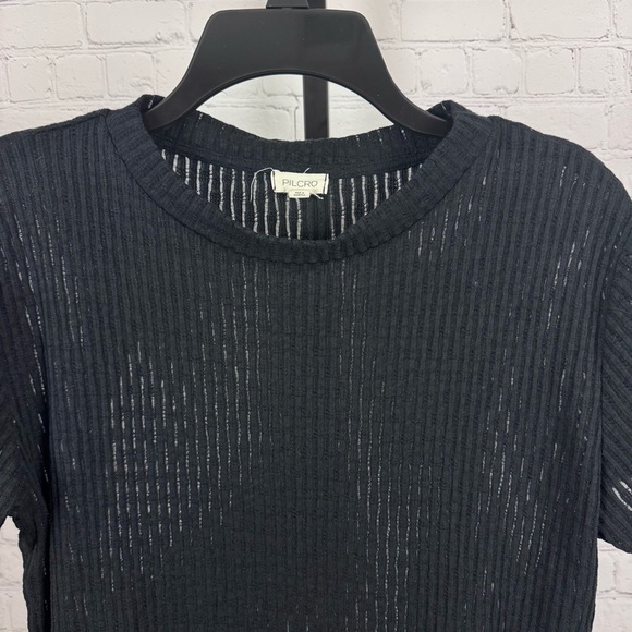 Pilcro Semi Sheer Ribbed Short Sleeve Black Top Size XL - Picture 2 of 6